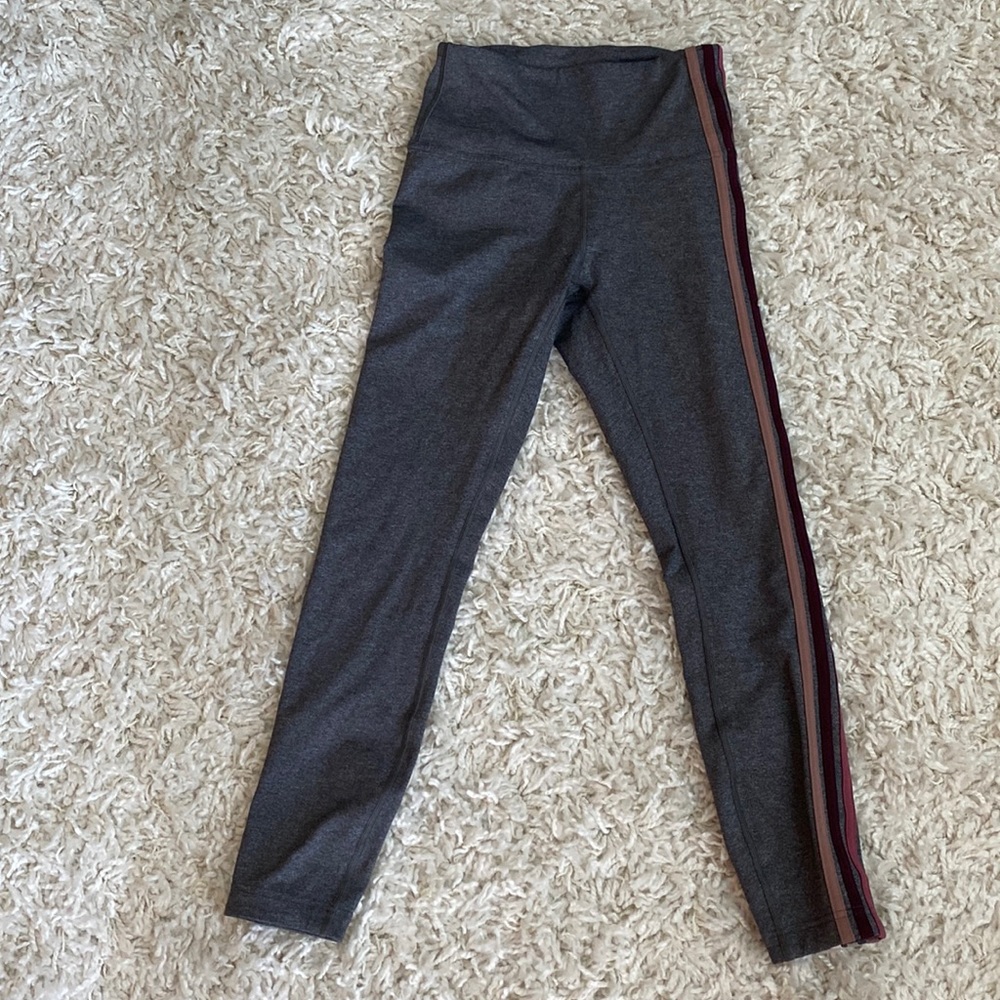 Lulu lemon leggings. Like new condition.